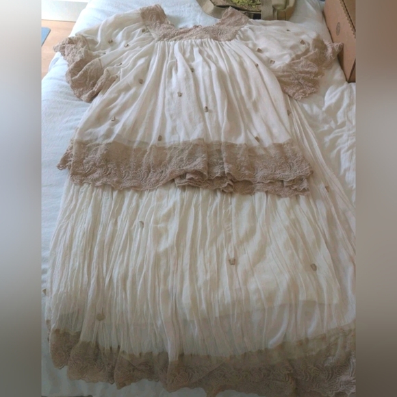 Badgley Mischka Top Skirt Set Cottage Core Bohemian Magnolia Cream Pearl Lace - Picture 3 of 15